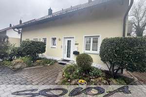 Haus mit Keller und Garage - Zentrumsnahe und ruhige Lage in Neuburg - Ein Objekt von Ihrem Immob... – Die vollständige Adresse der Immobilie erhältst du vom Anbieter., 86633 Neuburg an der Donau – Vorschaubild 1