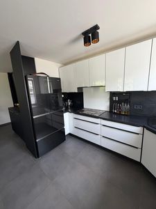 Helle 2-Zimmer-Erdgeschosswohnung mit Loggia und Stellplatz