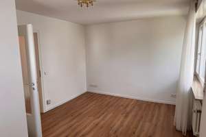 Großzügige und helle 5,5-Zimmer-Wohnung mit Wintergarten, EBK und Garten - wie EFH – Die vollständige Adresse der Immobilie erhältst du vom Anbieter., 70563 Heerstraße, Stuttgart – Vorschaubild 18