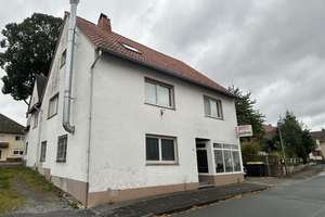 Wohn- und Geschäftshaus in zentraler Lage von Fürstenberg – Die vollständige Adresse der Immobilie erhältst du vom Anbieter., 33181 Bad Wünnenberg – Vorschaubild 2