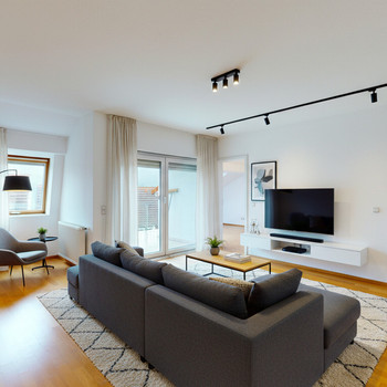 Moderne Vier-Zimmer-Wohnung mit imposantem Blick auf den Feldberg