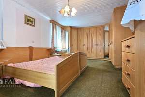 Zweifamilienhaus mit Potenzial in Landau a. d. Isar – zwei Wohneinheiten, Garage & Garten – Die vollständige Adresse der Immobilie erhältst du vom Anbieter., 94405 Landau an der Isar – Vorschaubild 20