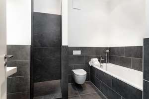 Inselstraße, Mitte: Neubau-Penthouse mit spektakulärer 80 m² Dachterrasse, Aufzug, Tiefgarage, Kamin – 10179 Mitte (Ortsteil), Berlin – Vorschaubild 20
