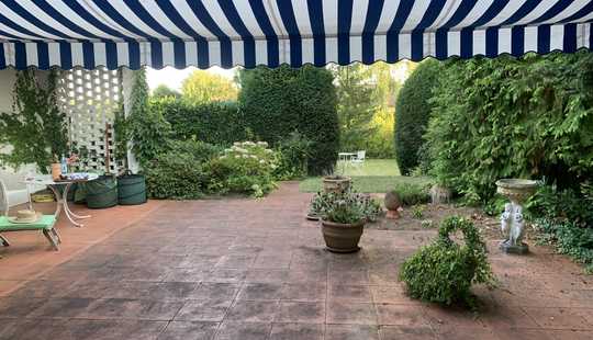 Bild von Geräumiges Einfamilienhaus auf Traumgrundstück in Dreieich. 