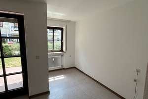 Betreutes Wohnen in parkähnlicher Anlage (ab 65 Jahre) – Zollernstraße 81, 86154 Oberhausen-Süd, Augsburg – Vorschaubild 4