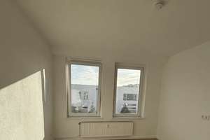 Sonnige 3-Zimmer-Wohnung in Braunschweig mit kleinem Balkon  – Celler Straße 94, 38114 Westliches Ringgebiet, Braunschweig – Vorschaubild 4