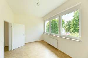 Charmantes Reihenhaus am Lindenhofpark mit Garten, Garage & Stellplatz – Die vollständige Adresse der Immobilie erhältst du vom Anbieter., 89134 Blaustein – Vorschaubild 12