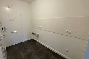 Erstbezug eines renovierten 1-Zimmer Appartements mit Balkon! – Bevenser Weg 3, 30625 Heideviertel, Hannover – Vorschaubild 4