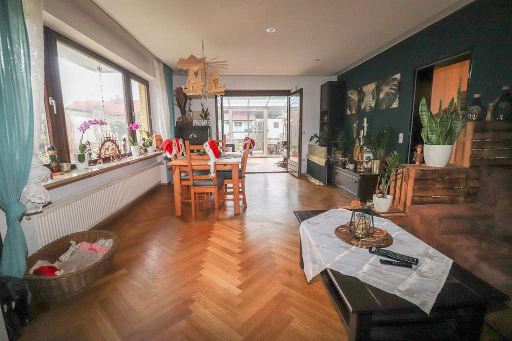 Immobilie in Saaldorf-Surheim - Einfamilienhaus in Surheim! - Bild 2