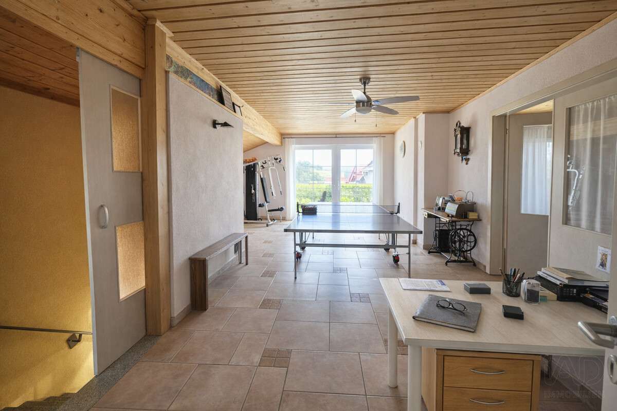 Immobilie in Itzgrund - „Leben am Rand der Natur – stilvolles Einfamilienhaus in idyllischer Ortsrandlage“ - Bild 13