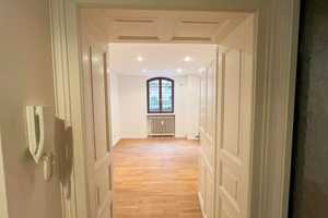 City-Ost - Loftcharakter in einer Villa – Wiesbaden – Vorschaubild 3