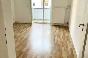 ***Zentrale Lage: 4 helle, schöne Räumlichkeiten, gleichmäßiger Schnitt, Balkon*** – Bonifaziusplatz 2, 55118 Neustadt, Mainz – Vorschaubild 6