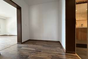 Großzügige 2,5-Zimmer-Wohnung mit Blick ins Grüne – Die vollständige Adresse der Immobilie erhältst du vom Anbieter., 91056 Kosbach, Erlangen – Vorschaubild 8