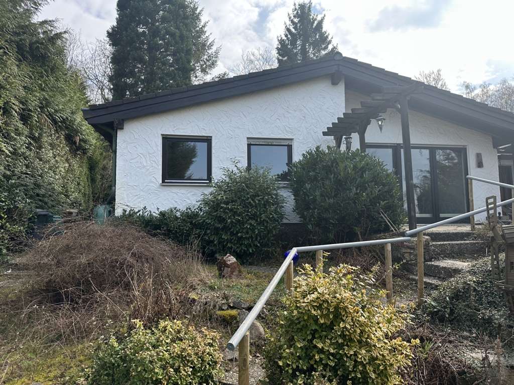 Immobilie in Stromberg - Bungalow in 55442 Stromberg-Schindeldorf mit Garage (ohne Erbpach) - Bild 2