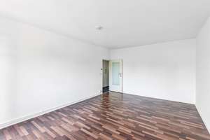 Renoviert. Gepfl egt. Zentral. Wohlfühlzuhause in Spandau – Die vollständige Adresse der Immobilie erhältst du vom Anbieter., 13585 Spandau (Ortsteil), Berlin – Vorschaubild 6