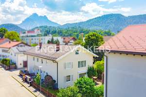 Wo Familiengeschichten beginnen: Ihr Sanierungsprojekt mit Terrasse, Balkon und Garten