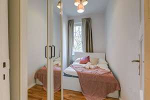 ✨ Clever geschnitten & ruhig gelegen! – Heller 2,5-Zi.-Altbau mit Balkon & Top-Bad in Reinickendorf – Die vollständige Adresse der Immobilie erhältst du vom Anbieter., 13403 Reinickendorf (Ortsteil), Berlin – Vorschaubild 9