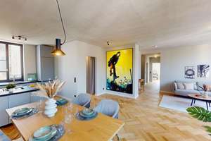 PRIVATLIFT IN DIE WOHNUNG, 2 BALKONE & EINE LUXUSEINBAUKÜCHE - AUSSERGEWÖHNLICHER WOHNSTIL AUF 120M²