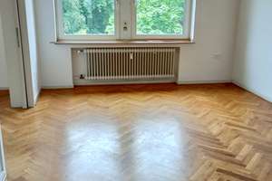 Großzügige 4-Zimmer-Wohnung in zentraler Lage von Köln-Deutz – Die vollständige Adresse der Immobilie erhältst du vom Anbieter., 50679 Deutz, Köln – Vorschaubild 2