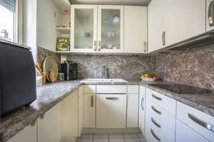 Exklusive 3-Zimmer-Maisonette-Wohnung mit gehobener Innenausstattung mit Balkon in Augsburg – Augsburg – Vorschaubild 6