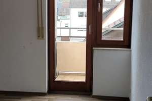 3-Zimmer-DG Wohnung mit Balkon & Garage in Stuttgart-Weilimdorf – 70499 Weilimdorf (Ortsteil), Stuttgart – Vorschaubild 6