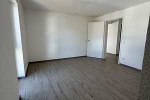 Neubau-Loft 3-Zimmer-Wohnung mit Loggia in sehr ruhigem Wohnviertel nahe des Naturschutzgebietes – 52531 Übach-Palenberg – Vorschaubild 12