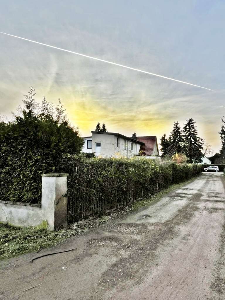 Immobilie in Merseburg - Doppelhaushälfte in beliebter und gefragter Wohnlage von Merseburg – ideal für Handwerker mit Ideen - Bild 3