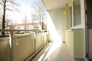 3-Raumwohnung im Erdgeschoss mit Balkon