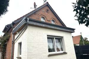 Doppelhaushälfte zur Miete mit Kamin, Einbauküche, Garten, Werkstatt, Zwinger, Garage und Stellplatz – 6420 Könnern – Vorschaubild 5