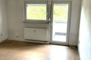 2,5-Zimmer-Dachgeschosswohnung mit Balkon und Blick ins Grüne in Dortmund-Deusen! – 44369 Deusen, Dortmund – Vorschaubild 4