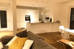Stilvoll & Modern: Exklusive Doppelhaushälfte in Bestlage von Bad Bramstedt mit unverbaubarem Blick – An der Osterau 22b, 24576 Segeberg (Kreis) – Vorschaubild 10