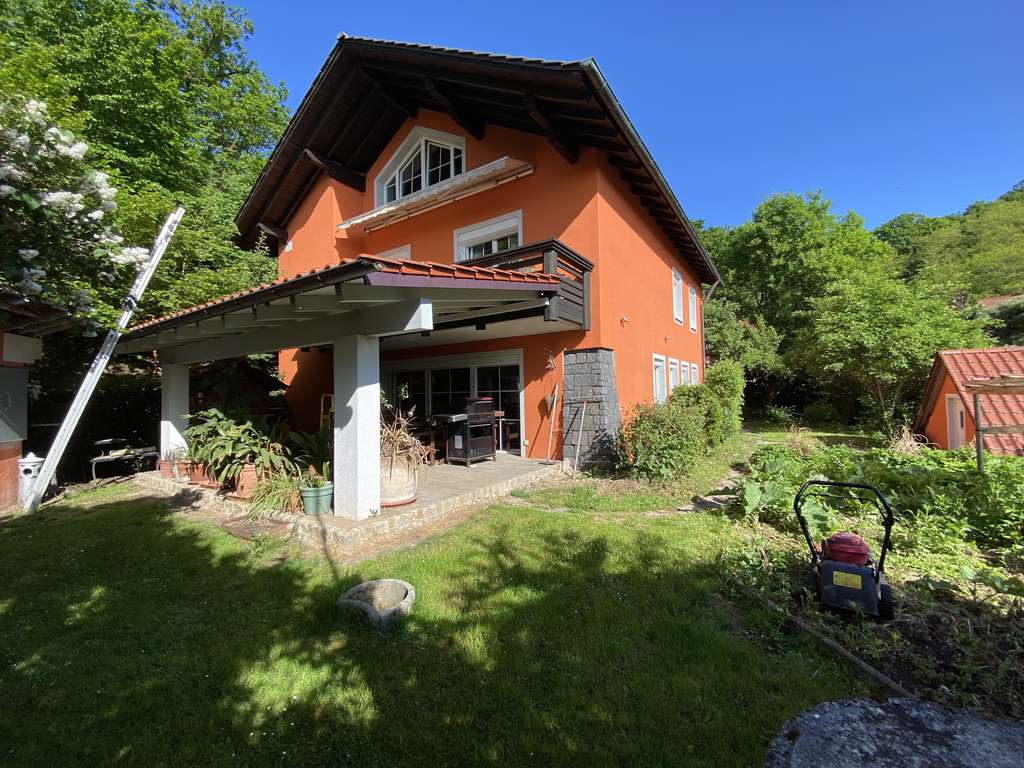 Immobilie in Donaustauf - Traumgrundstück am Waldrand von Donaustauf - Bild 0