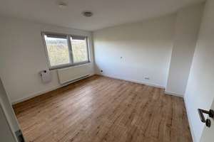 PF-Eutingen, modern renovierte 2-Zimmer-Wohnung mit Südbalkon! – Die vollständige Adresse der Immobilie erhältst du vom Anbieter., 75181 Eutingen, Pforzheim – Vorschaubild 2