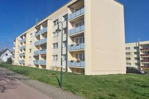Kapitalanlage mit 6,8 % Rendite – Vollvermietet und ohne Käuferprovision | Fernwärme – Die vollständige Adresse der Immobilie erhältst du vom Anbieter., 6386 Quellendorf – Vorschaubild 2