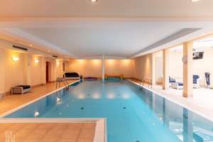 Elegante Villenwohnung mit separatem Wellnesskomfort: Berlin-Grunewald – Die vollständige Adresse der Immobilie erhältst du vom Anbieter., 14193 Grunewald, Berlin – Vorschaubild 10