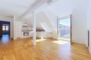 Stilvolle 3-Zimmer-Dachgeschosswohnung mit Terrasse in Top-Zustand, Johannisthal! – Trützschlerstr. 11, 12487 Johannisthal, Berlin – Vorschaubild 2