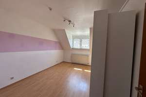4,5-Zimmer-Wohnung in Oberhausen – Emdenstraße 10, 46145 Sterkrade-Mitte, Oberhausen – Vorschaubild 19