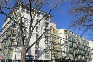 Uninähe, Lindenthal, helle 2 Zimmer-Wohnung mit großem Balkon