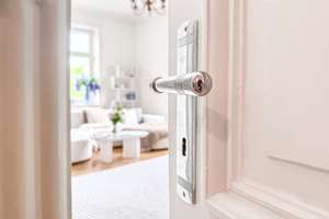 Stilvolle Altbauwohnung in Bestlage im repräsentativen Gründerzeithaus in Hoheluft-Ost – Die vollständige Adresse der Immobilie erhältst du vom Anbieter., 20251 Hoheluft-Ost, Hamburg – Vorschaubild 5