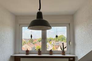 Schöne Dachgeschosswohnung mit großem Balkon und Stellplatz! – 46049 Alstaden-West, Oberhausen – Vorschaubild 10
