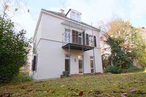 Modern meets artistic Art Nouveau – ca. 135m², 4 Room elegance that fulfills every wish!!! – Die vollständige Adresse der Immobilie erhältst du vom Anbieter., 65189 Südost, Wiesbaden – Vorschaubild 21