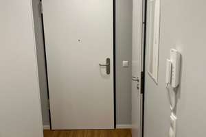 Sehr schönes modern möbliertes Apartment mit voller Kostenkontrolle (0.06)