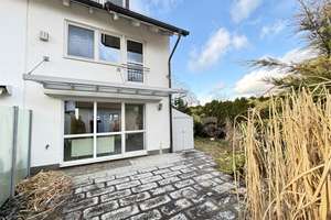 Traumhafte und charmante REH mit hervorragender Raumaufteilung mit Garten und Garage in ruhiger Lage – Die vollständige Adresse der Immobilie erhältst du vom Anbieter., 81825 Waldtrudering, München – Vorschaubild 16