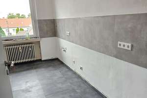 Erstbezug nach Sanierung: 3 Zi-Sonnenwohnung mit Balkon, ruhig und doch zentral gelegen