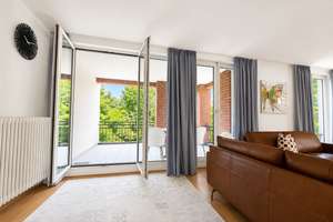 WESTEND: Stilvoll möblierte 3-Zimmer-Wohnung mit Balkon, Tiefgarage und Blick ins Grüne – Die vollständige Adresse der Immobilie erhältst du vom Anbieter., 14055 Westend, Berlin – Vorschaubild 4