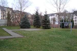 * Großezügige 2-Zimmer mit neuem Laminat, Wannenbad und Balkon zum Toppreis! * – Glauchauer Straße 15, 9113 Schloßchemnitz, Chemnitz – Vorschaubild 3