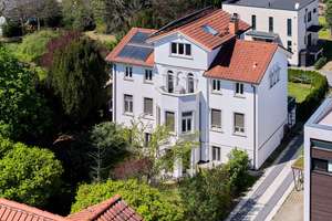 Eine Villa. Zwei Perspektiven. Wohnen & investieren auf höchstem Niveau in Berlin-Köpenick – Die vollständige Adresse der Immobilie erhältst du vom Anbieter., 12555 Köpenick, Berlin – Vorschaubild 1