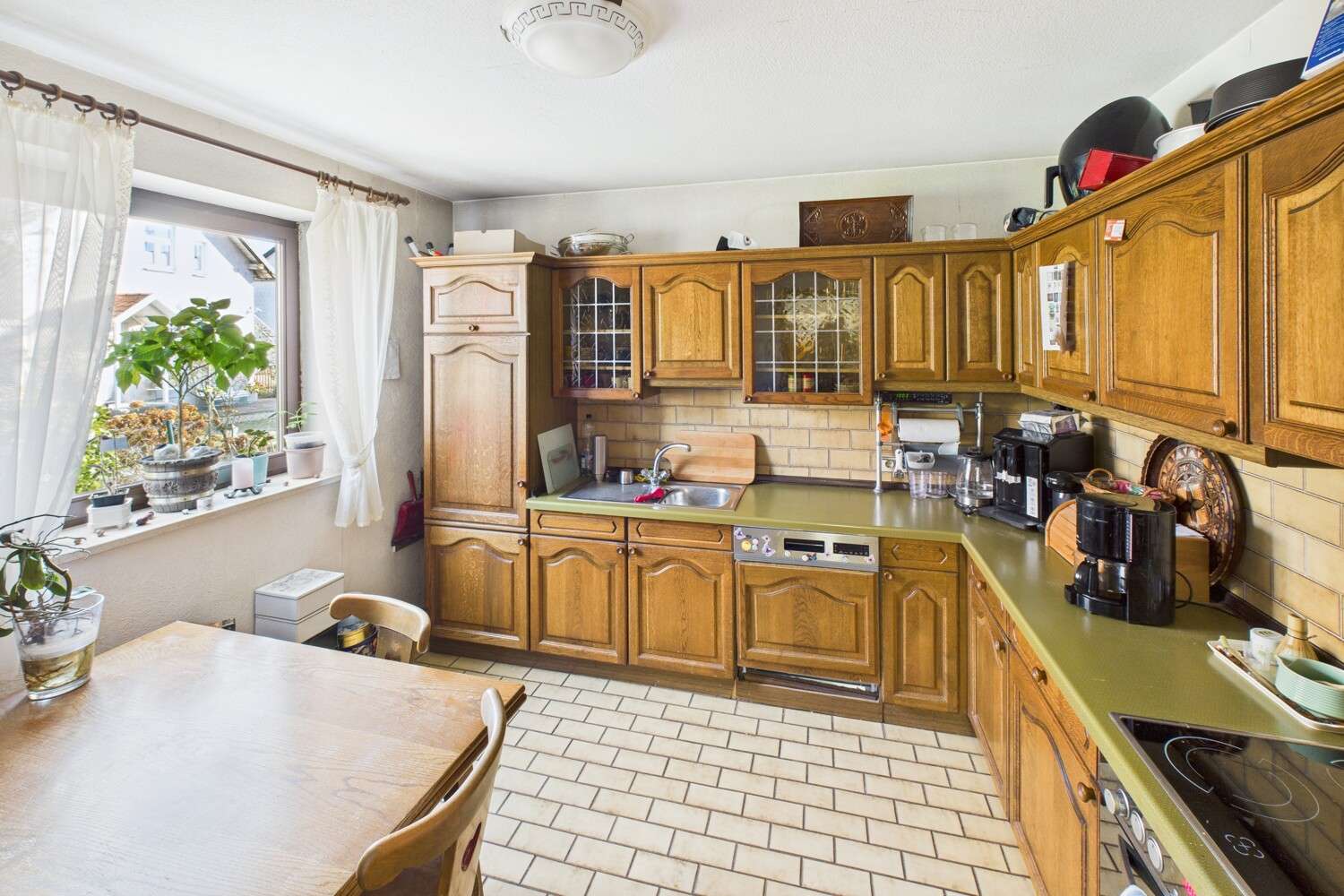 Immobilie in Stadtbergen - Raum für neues Familienleben - Doppelhaushälfte mit Garten - Bild 4