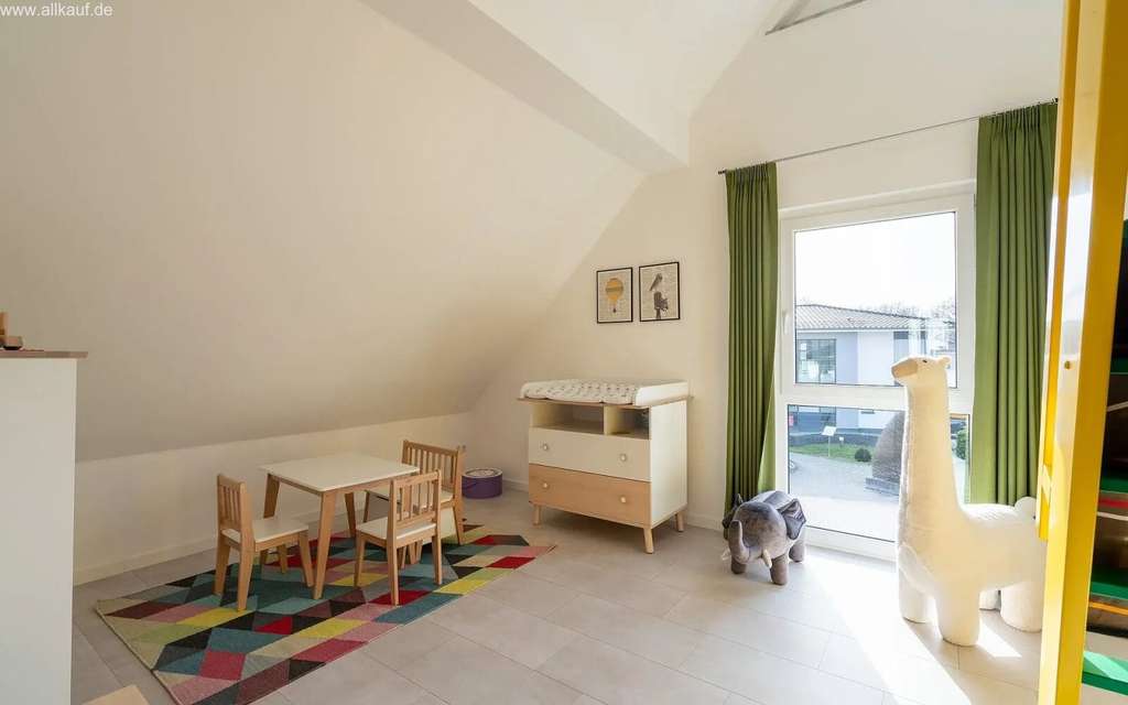 Immobilie in Freystadt - Home 5 - Ihr individuelles Familienhaus mit offenem Raumkonzept und viel Komfort inklusive Baugrunds - Bild 3