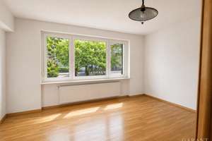 Haus im Haus mit Garten und zwei Garagen in bester Lage! – 70563 Rosental, Stuttgart – Vorschaubild 9